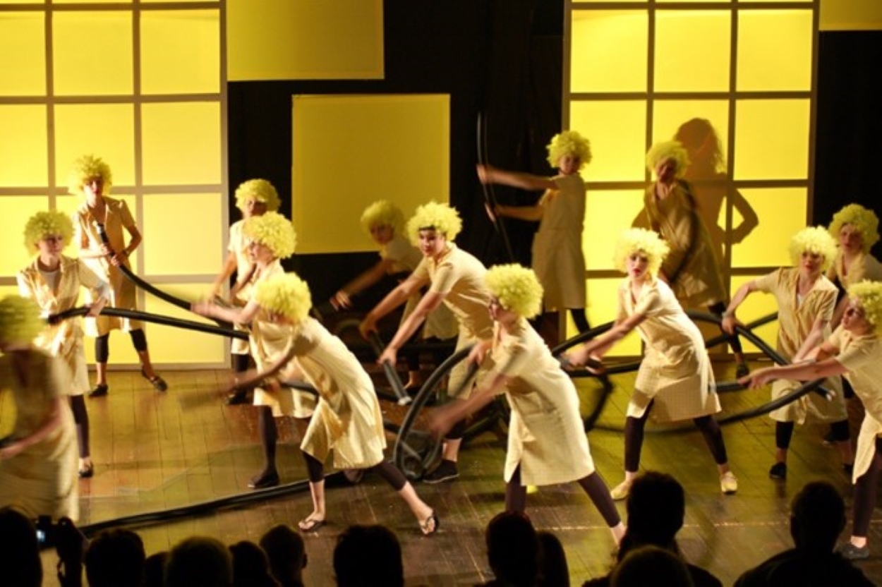 Teater Badius Gult Zeppelin