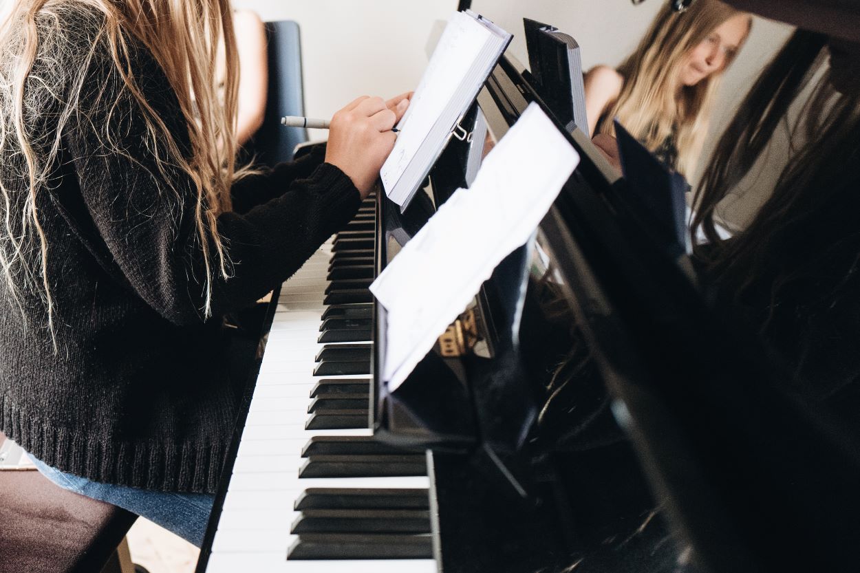 Lær at spille klaver | Rytmisk Center i København